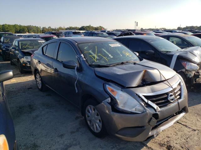 3N1CN7AP9GL825084 - 2016 NISSAN VERSA S GRAY photo 1