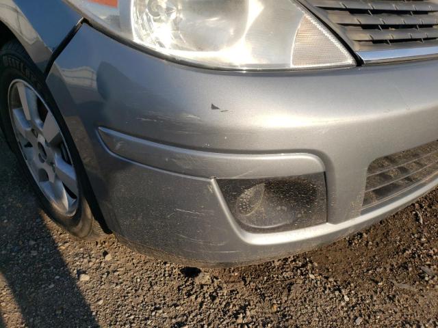 3N1BC13E58L369631 - 2008 NISSAN VERSA S SILVER photo 9