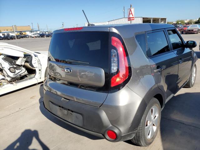 KNDJN2A27G7351717 - 2016 KIA SOUL GRAY photo 4