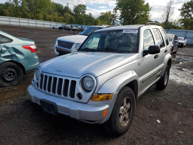 1J4GL48K77W703048 - 2007 JEEP LIBERTY SP SILVER photo 2