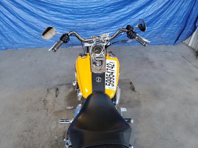 1HD1GV413DC326216 - 2013 HARLEY-DAVIDSON FXDC DYNA YELLOW photo 5