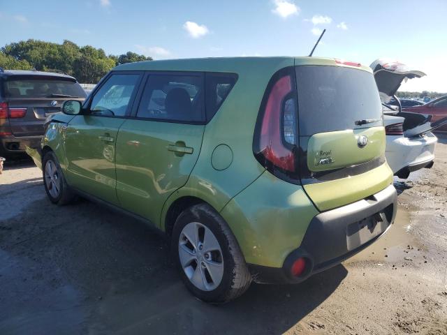 KNDJN2A29F7800040 - 2015 KIA SOUL GREEN photo 3