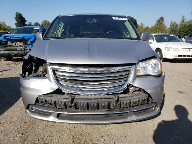 2C4RC1BGXFR673486 - 2015 CHRYSLER TOWN & COU SILVER photo 9