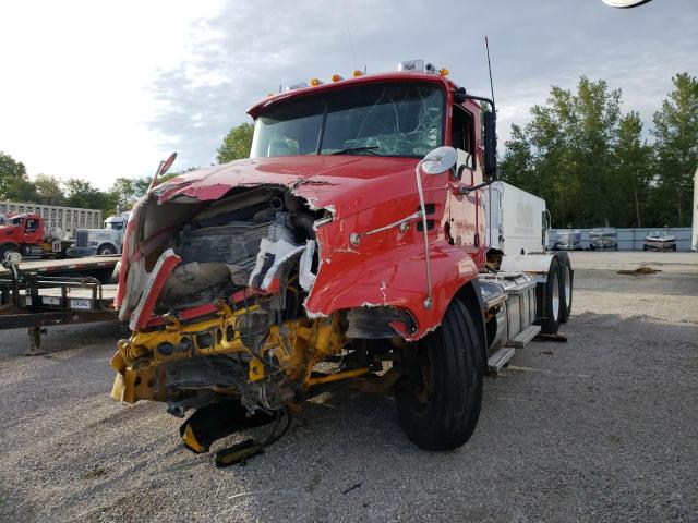 1M1AW07Y4EM036692 - 2014 MACK 600 CXU600 RED photo 2