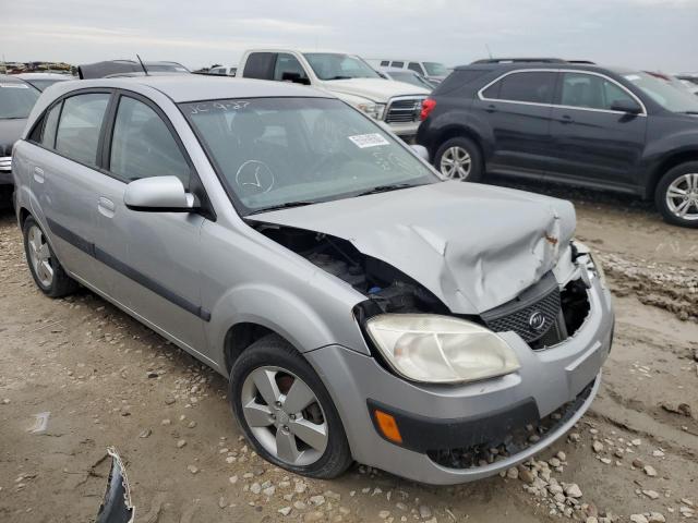 KNADE163176257229 - 2007 KIA RIO 5 SX SILVER photo 1