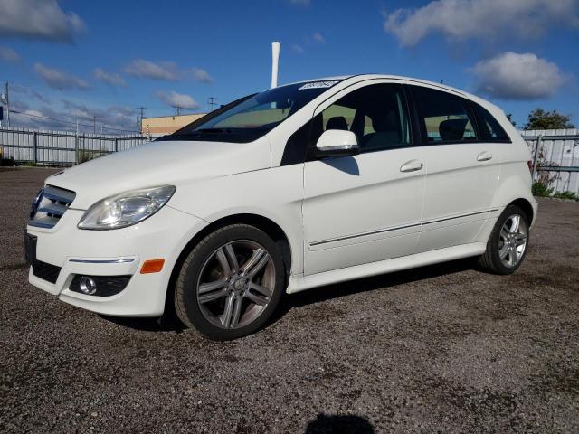 WDDFH3DB4BJ672789 - 2011 MERCEDES-BENZ B200 WHITE photo 2