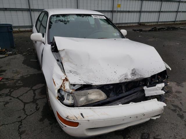 2T1BB02EXTC161462 - 1996 TOYOTA COROLLA DX WHITE photo 9