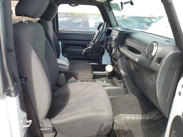 1C4AJWAG6GL219666 - 2016 JEEP WRANGLER S WHITE photo 5