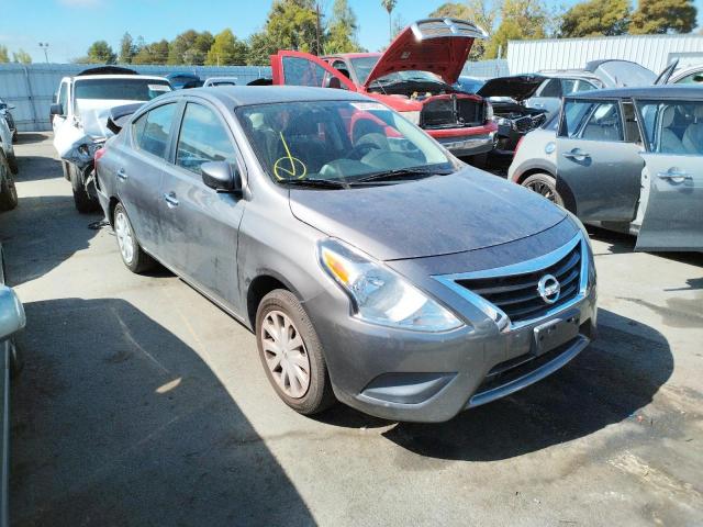 3N1CN7AP4GL841225 - 2016 NISSAN VERSA S GRAY photo 1