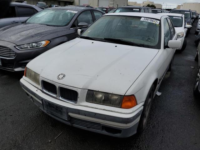 4USCD8323TLC70529 - 1996 BMW 318 I AUTO WHITE photo 2