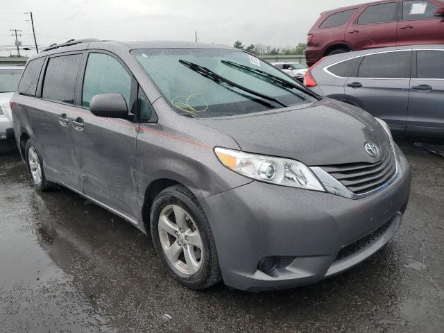 5TDKK3DC8GS696977 - 2016 TOYOTA SIENNA LE GRAY photo 1