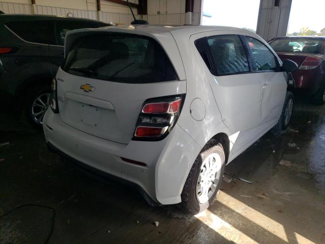 1G1JG6SB2L4117778 - 2020 CHEVROLET SONIC WHITE photo 4