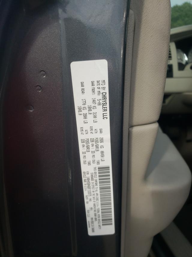 1A8HX58N68F153575 - 2008 CHRYSLER ASPEN LIMI GRAY photo 10