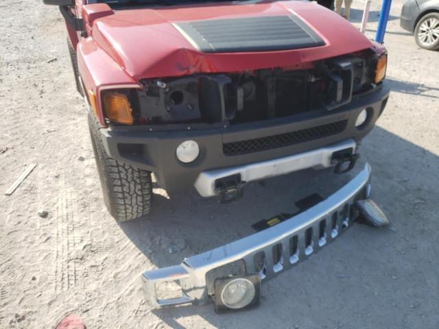 5GTEN13E498159003 - 2009 HUMMER H3 RED photo 9