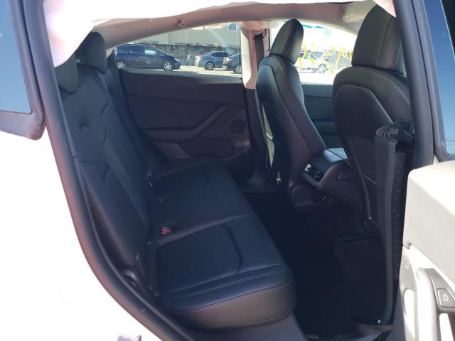 5YJYGDEE2MF192538 - 2021 TESLA MODEL Y Blanc photo 6