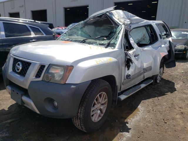 5N1AN0NU9FN665911 - 2015 NISSAN XTERRA X SILVER photo 2