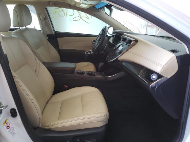 4T1BK1EB6HU247509 - 2017 TOYOTA AVALON XLE WHITE photo 5