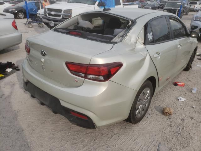 3KPA24AB7JE127021 - 2018 KIA RIO LX SILVER photo 4