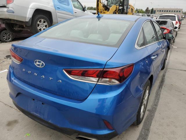 5NPE34AF8KH763221 - 2019 HYUNDAI SONATA LIM BLUE photo 4