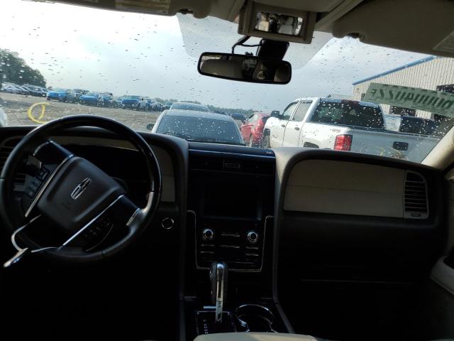 5LMJJ2HT3HEL13210 - 2017 LINCOLN NAVIGATOR WHITE photo 9