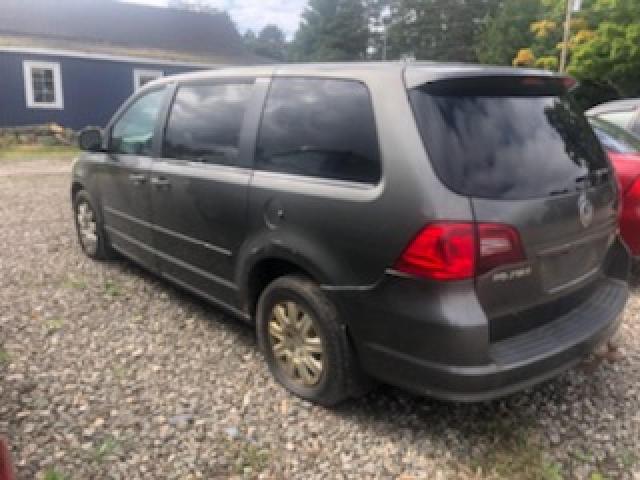 2V4RW4DX9AR229388 - 2010 VOLKSWAGEN ROUTAN S GRAY photo 3