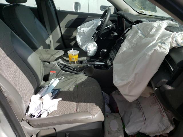 1G11C5SLXFF177766 - 2015 CHEVROLET MALIBU 1LT 银色 照片 5