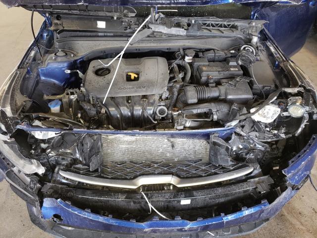 3KPF24AD6LE213415 - 2020 KIA FORTE FE BLUE photo 7