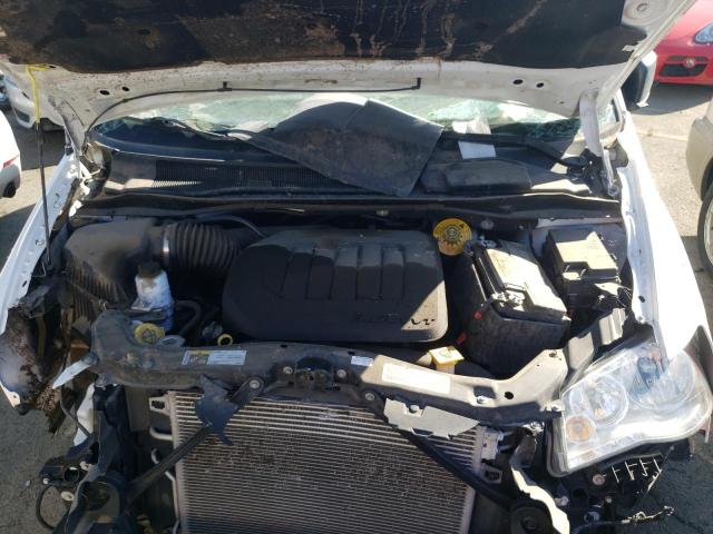 2C4RDGBG6KR679229 - 2019 DODGE GRAND CARA WHITE photo 7