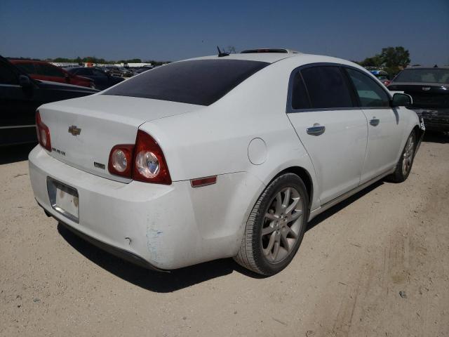 1G1ZE5E02AF189403 - 2010 CHEVROLET MALIBU LTZ თეთრი ფოტო 4