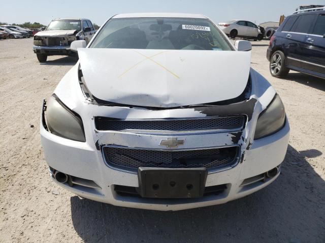 1G1ZE5E02AF189403 - 2010 CHEVROLET MALIBU LTZ თეთრი ფოტო 7