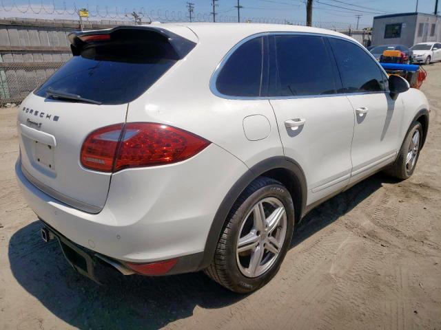 WP1AB2A26BLA49648 - 2011 PORSCHE CAYENNE S WHITE photo 4