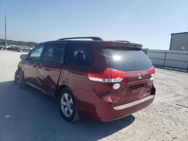 5TDKK3DC7ES483872 - 2014 TOYOTA SIENNA LE RED photo 3