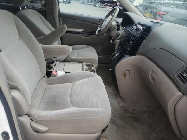 5TDBA23C05S031079 - 2005 TOYOTA SIENNA LE WHITE photo 5