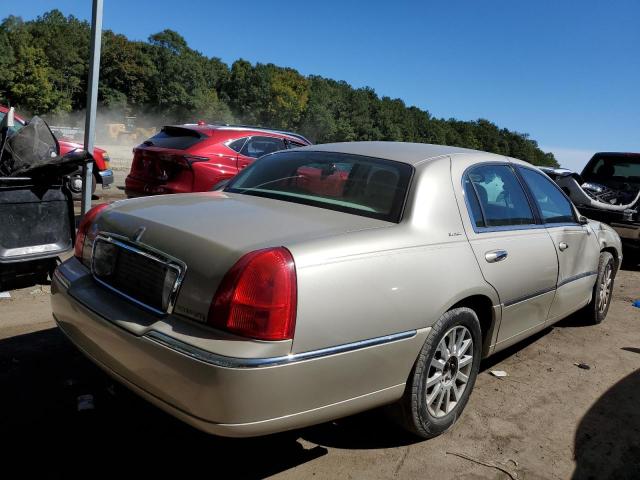 1LNHM81W17Y600171 - 2007 LINCOLN TOWN CAR S TAN photo 4