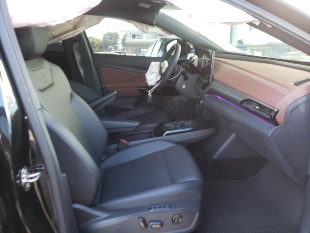 WVGUNPE27NP044268 - 2022 VOLKSWAGEN ID.4 PRO S შავი ფოტო 5