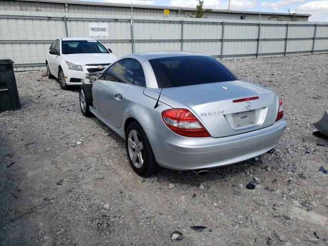 WDBWK54FX7F144757 - 2007 MERCEDES-BENZ SLK 280 SILVER photo 3