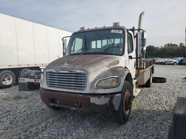 1FVACXAK24HM14395 - 2004 FREIGHTLINER M2 106 MED WHITE photo 2