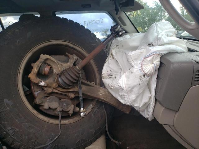 1J8HG48N28C185869 - 2008 JEEP COMMANDER 绿色 照片 5