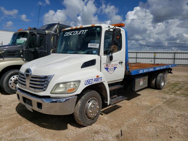 5PVND8JP372S50464 - 2007 HINO 258 WHITE photo 2