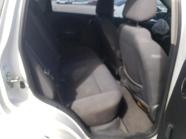 KL1TD666X8B132819 - 2008 CHEVROLET AVEO BASE WHITE photo 6