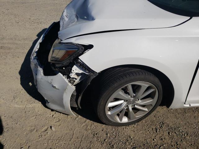 19UDE2F36HA002326 - 2017 ACURA ILX BASE W Weiß Foto 10