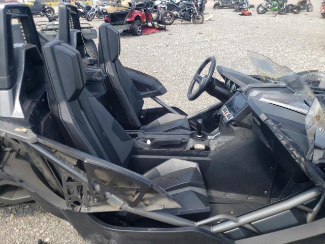 57XAASFA9F5105152 - 2015 POLARIS SLINGSHOT BLACK photo 5