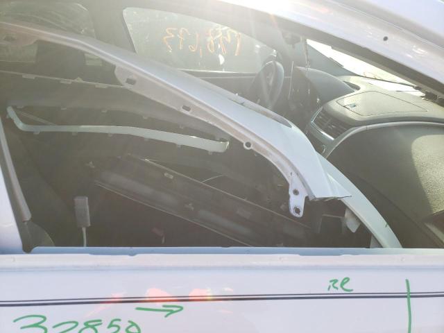 1G1ZC5E15BF218926 - 2011 CHEVROLET MALIBU 1LT Beyaz fotoğraf 5