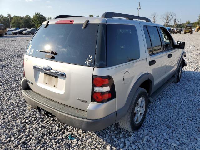 1FMEU63E66UA66957 - 2006 FORD EXPLORER X SILVER photo 4