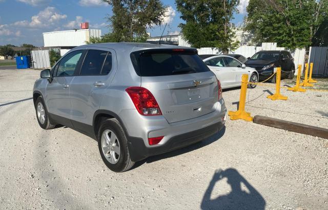 3GNCJKSB2KL219415 - 2019 CHEVROLET TRAX LS GRAY photo 3