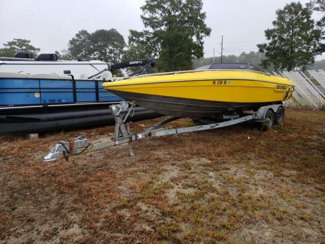 CHK36492J788 - 1988 CHECKER BOAT YELLOW photo 2