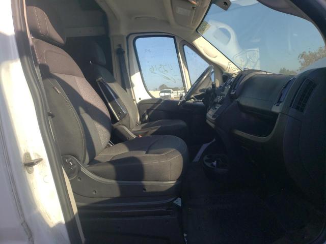 3C6TRVBG4KE549891 - 2019 RAM PROMASTER WHITE photo 5