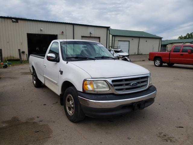 1FTRF17L12NB72748 - 2002 FORD F150 WHITE photo 1