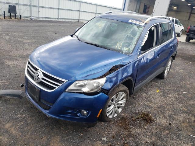 WVGBV75N49W002895 - 2009 VOLKSWAGEN TIGUAN SE BLUE photo 2