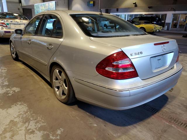 WDBUF65J83X110888 - 2003 MERCEDES-BENZ 300-CLASS SILVER photo 3